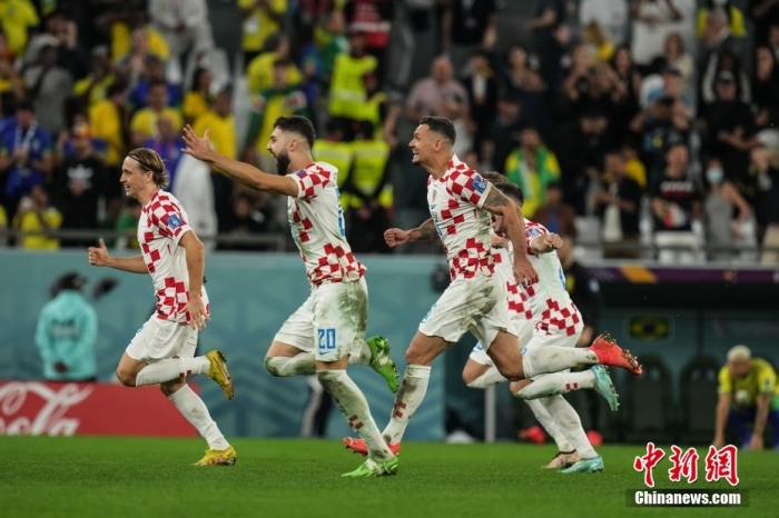 两届世界杯五次进入加时且全部获胜，克罗地亚