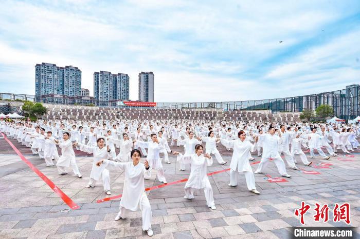 川渝毗邻地区群众体育荟启幕 非遗项目共筑体育