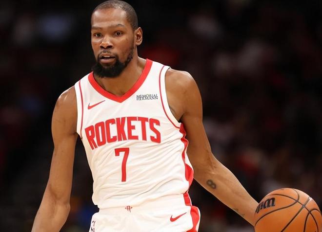 NBA常规赛明日焦点战：雷霆冲击12连胜 湖人挑战