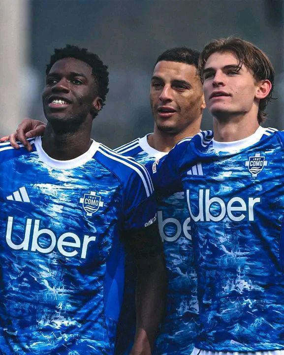 科莫5-0血洗比萨冲击欧冠席位