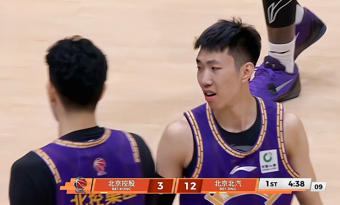 北京北汽男篮力克北控周琦杰曼联手制胜同城德