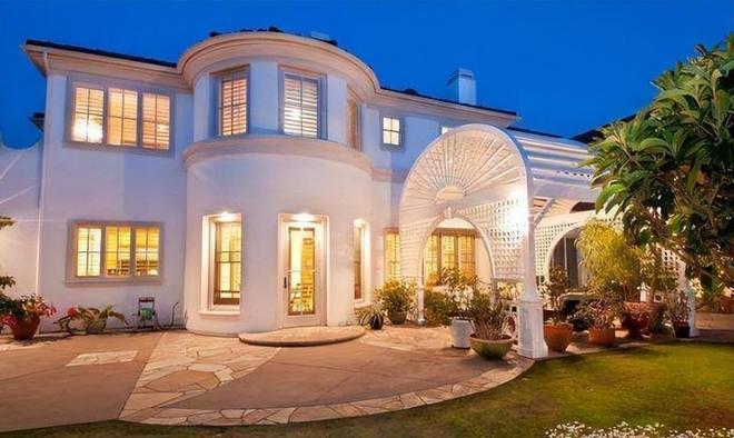 易建联洛杉矶豪宅遭山火焚毁 财富价值反思引发