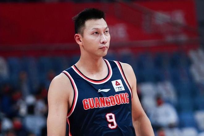 易建联洛杉矶豪宅遭山火焚毁 财富价值反思引发