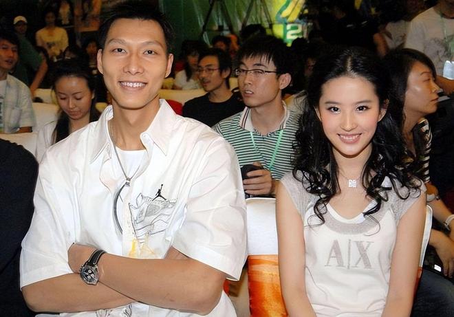 易建联洛杉矶豪宅遭山火焚毁 财富价值反思引发